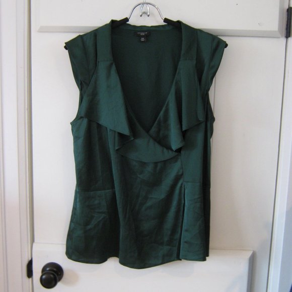 Green Ann Taylor Blouse - Picture 1 of 3